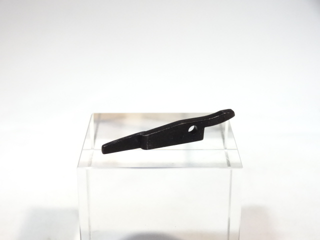 WE M4/M16/HK416/XM177/SCAR　ボルトストップリンクパーツ（前）