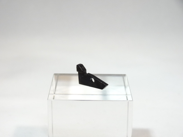 WE M4/M16/HK416/XM177/SCAR/L85 ボルトストップ リンクパーツ (後） No.157 (M4MG-007)