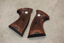 PANDORA ARMS タナカ S＆W M29対応 ウッドグリップ (チェッカー/ブラウン)