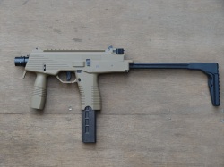 【海外バージョン】 KWA MP9 GBB TAN