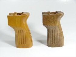 Spear Arms 木製グリップ KSC Vz61 GBB対応（ミリタリー/ブラウン）