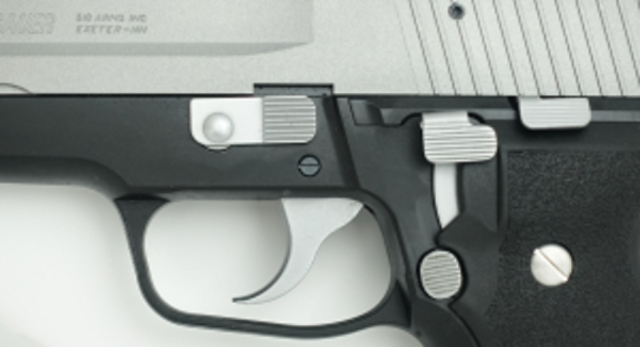 タナカ SIG P228 Two-Tone EVO2 frame HW モデルガン