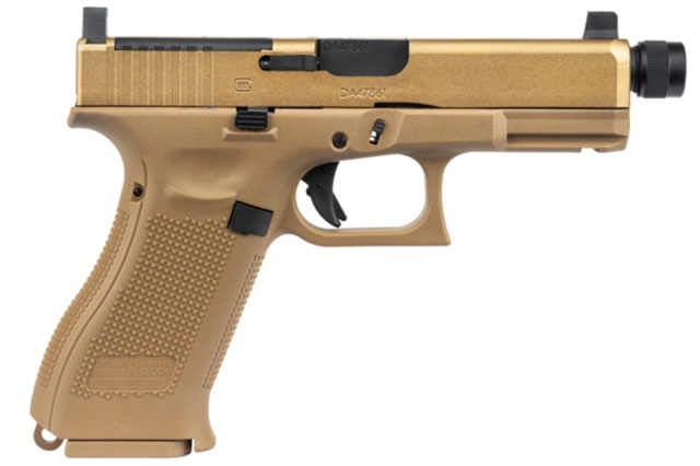 ☆送料無料☆BATON Airsoft GLOCK G17 Gen5 MOS CO2GBB BK 【JASG認定】