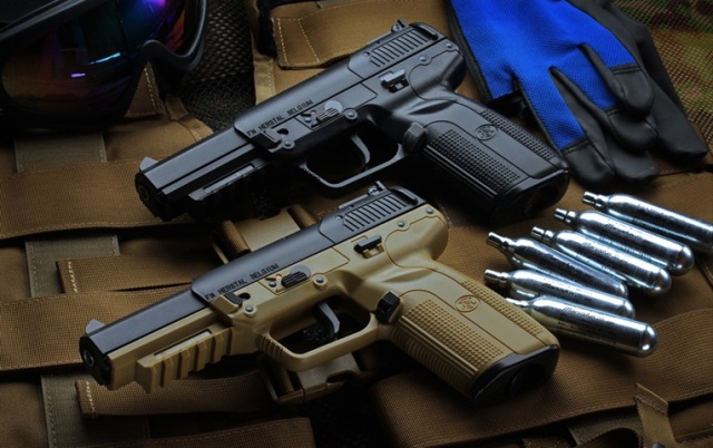 マルシン(Marushin) FN ファイブセブン（5-7/Five-seveN）V2 6mmBB FDE
