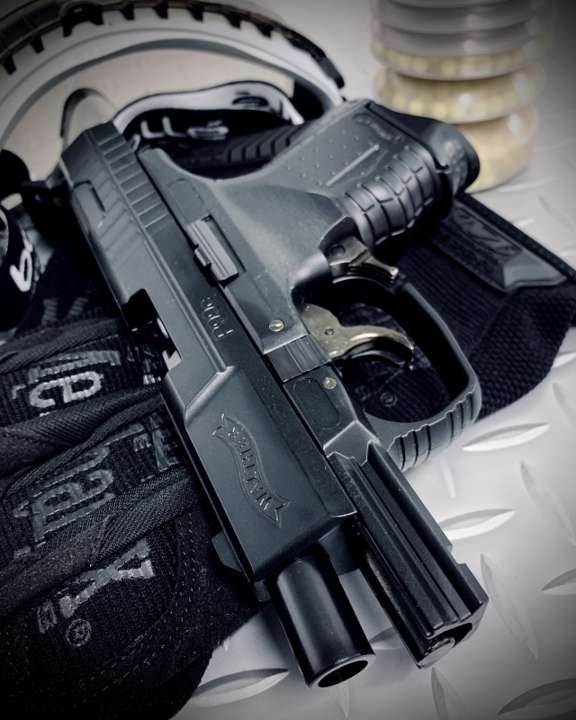 クラウンモデル Walther P99 Compact スライドストップハンドガン