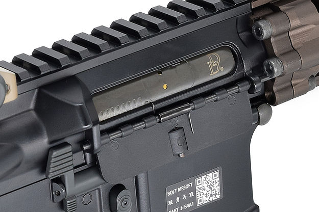 ☆送料無料☆BOLT リコイルショック電動ガン Daniel Defense DD4 RIII