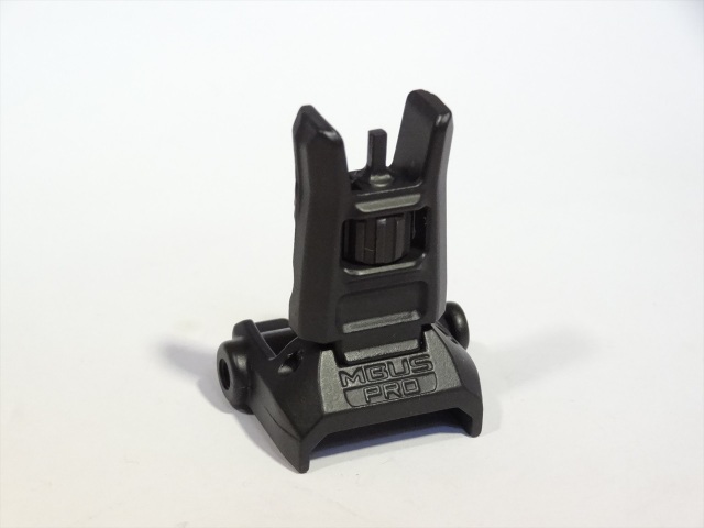 MAGPUL MBUS バックアップサイト 実物 MAGPUL】 MBUS Gen2 - バックアップサイト リアサイト / BK