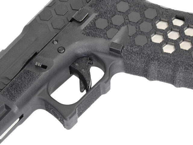 AW CUSTOM TM ガスガン ブラック/シルバー AW Custom AW-HX1102 Hi-Capa GBB Pistol (BLACK)