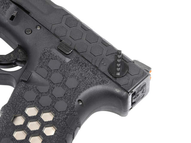 AW CUSTOM TM ガスガン ブラック/シルバー AW CUSTOM VX0100 G17-TYPE Hex-Cut GBB (Silverスライド/Black
