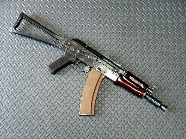 送料無料】【SAコンプリートカスタム】E&L AKS-74UN AEG ウェザリングVer.