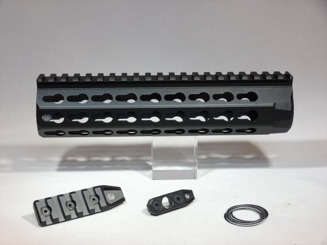 IRON AIRSOFT Knight's URX4 8.5インチ レールハンドガード 各社
