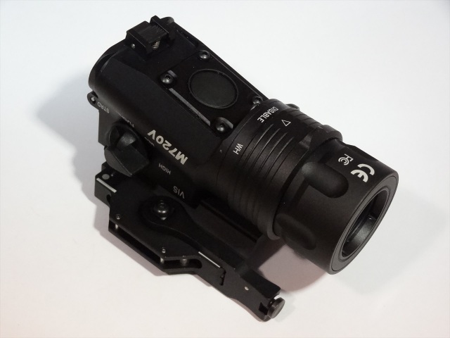 専用　SUREFIRE M720Vタイプフラッシュライト、300Xタイプ Amazon | 【element airsoft 直営店】SUREFIRE M720V タイプ