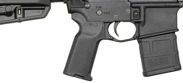 MAGPUL ライフルグリップ MOE-SL 高強度ポリマー製 AR-15/M4系対応 