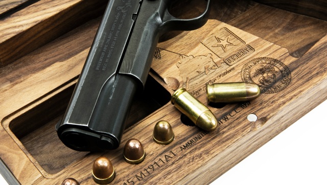RA-TECH ウォールナット ディスプレイケース M1911（コルトガバメント 