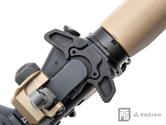 実物 Radian raptor チャージングハンドル PTS Radian Weapons Raptor-LT チャージングハンドル (東京