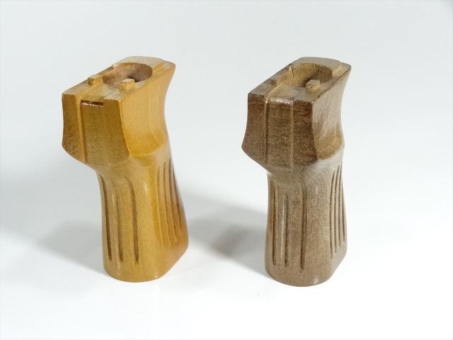ksc Vz 61 スコーピオン　木製グリップ　美品 Spear Arms 木製グリップ KSC Vz61 GBB対応