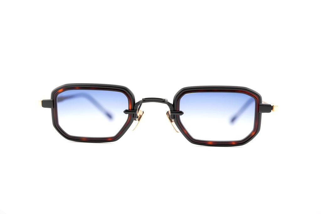 佐藤35000 Shinyato Konbini - YouTube