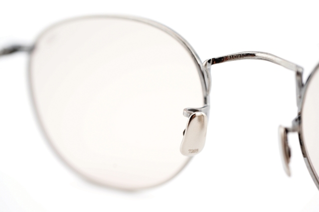 eyevan7285 1012 820 サングラス　シルバー eyevan7285 1012 820 サングラス シルバー - メルカリ