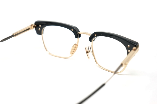 AKONI / アコニ HUBBLE - Black/Brushed White Gold