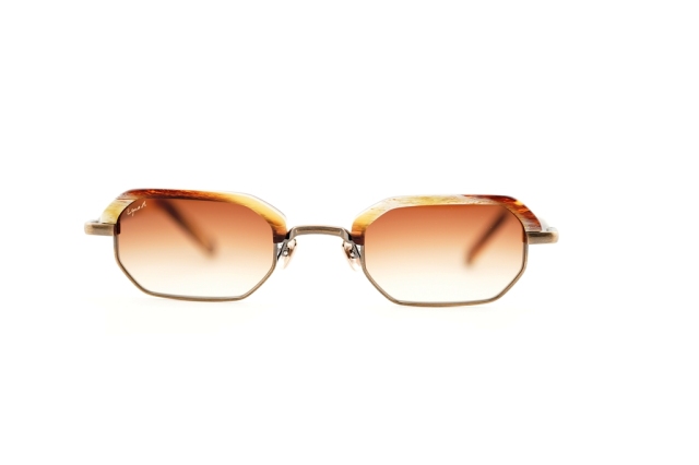 Eque.M /イークエ.エム LUMINA II WH