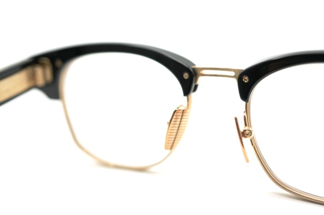 AKONI / アコニ NEWTON Black