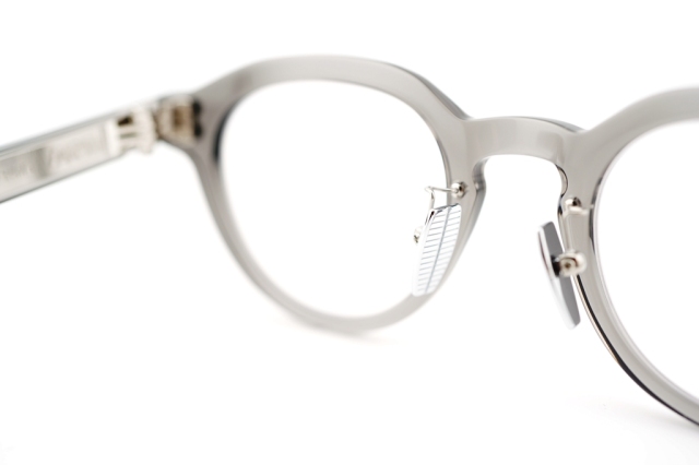 AKONI / アコニ WISE THREE Crystal Dark Grey