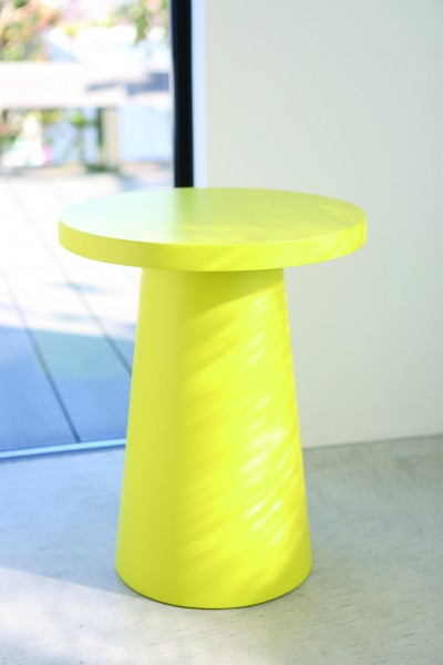 シトラス サイドテーブル 丸 イエロー ラウンドテーブル おしゃれ コーヒーテーブル 店舗什器 neulo 黄色 カフェ風 カジュアル