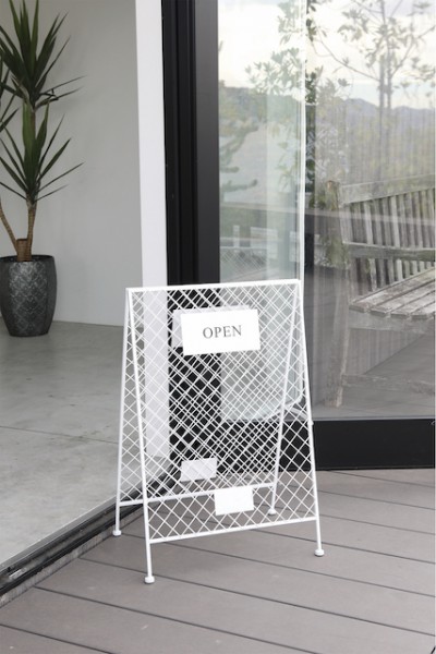 看板 オープン クローズ ブロア メッシュ ボードスタンド OPEN CLOSE ホワイト 店舗装飾 ブロカント 店舗什器 インダストリアル 