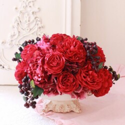 ローズ フラワーアレンジ 豪華 高級 フラワーギフト 薔薇 赤 (赤バラ）インテリア アレンジ 洋風 ギフト アーティフィシャルフラ
