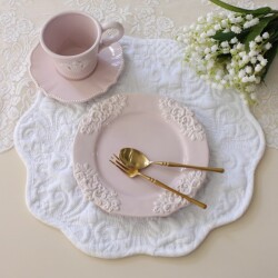 ホワイトキルト ラウンドマット ランチマット ホワイト ティーマット  ドイリー キルトマット 直径35ｃｍ アラベスク柄 敷物 布