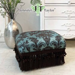 フットスツール スツール オットマン 足置き ダマスク柄 ジェニファーテイラー Carlisle アンティーク風 布張り 輸入家具 カルト