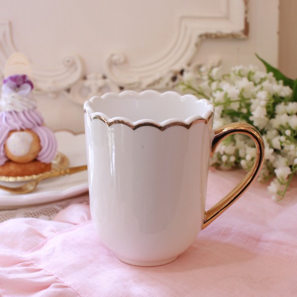 売約済 フランスアンティーク ボルドー 白釉 カップ h6.3cm J