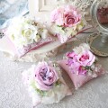 サシェ 造花 ホワイト ピンク 薔薇 ローズ フラワーアレンジ ギフト サシェ フラワーサシェ クッション角 インテリア アレンジ 