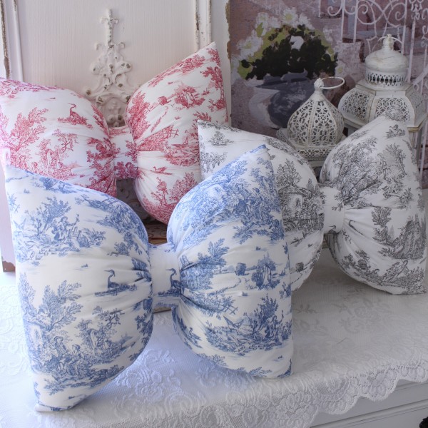 リボン クッション トワルドジュイ リボン型 クッション フランス かわいい おしゃれ アクセントクッション ヨーロピアン 洋風 