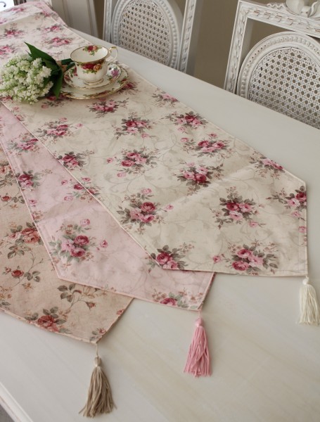撥水 テーブルランナー 可愛い テーブルセンター 花柄 ロココ調 アイボリー ピンク 薔薇柄 テーブルマット エレガントローズ 32×