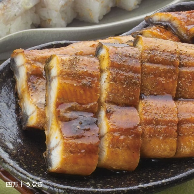鯨と鰹タタキとカツオ赤身と四万十うなぎせっと