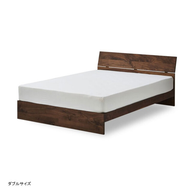 ニッポネアの日本製無垢材ベッドフレーム「ケイチョウ」節有り