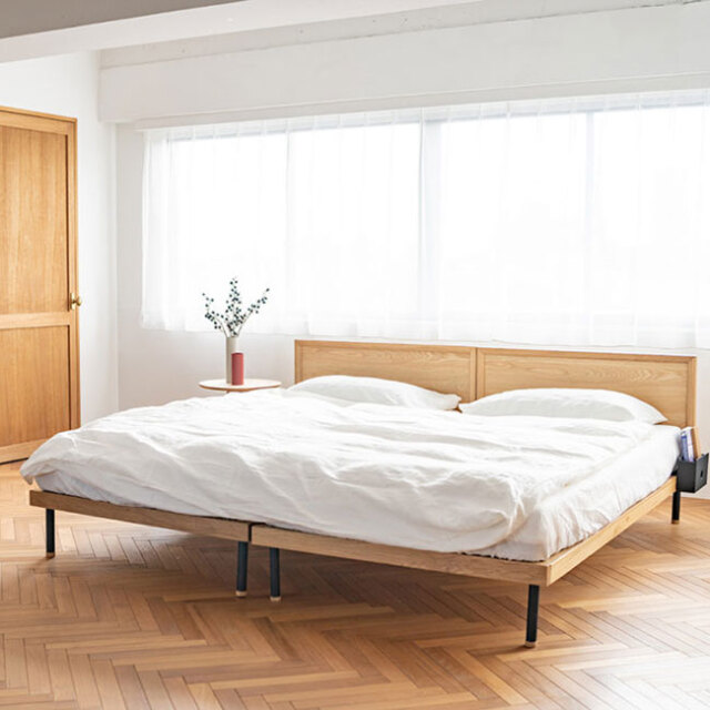 NOWHERELIKEHOMEのシンプルなベッドフレーム「ユニック フラット」は
