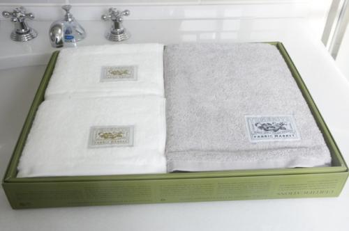 Tenerita超甘撚りふわふわオーガニックタオルセットグレー(ご希望でクマの縫いぐるみ付無料)