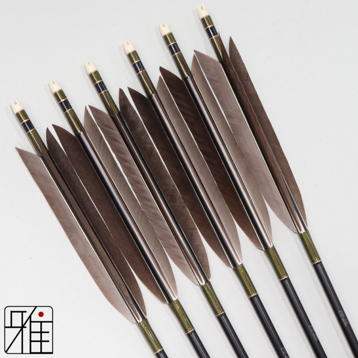 弓道 ジュラ矢 黒手羽 1913黒|6本組|矧糸:緑系|194045