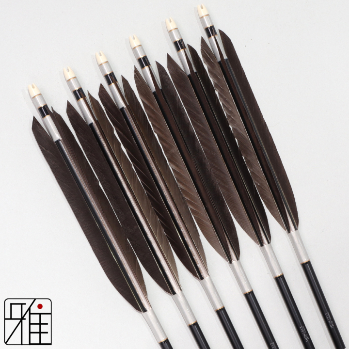 弓道 ジュラ矢 黒尾羽 1913黒|6本組|矧糸:灰系|194513