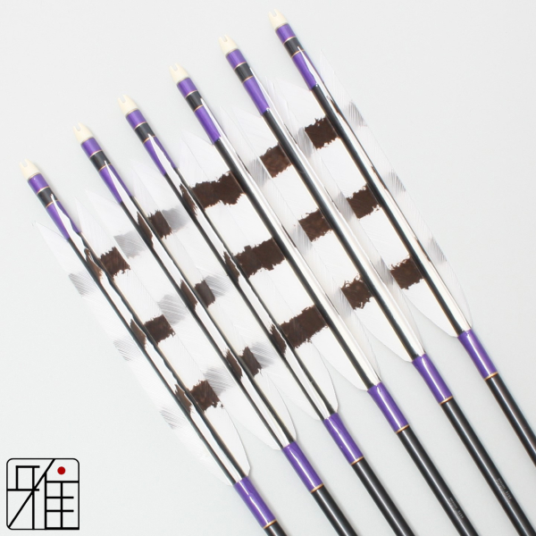 弓道 ジュラ矢 ターキー手描染羽 1913黒|6本組|矧糸:紫系|19179