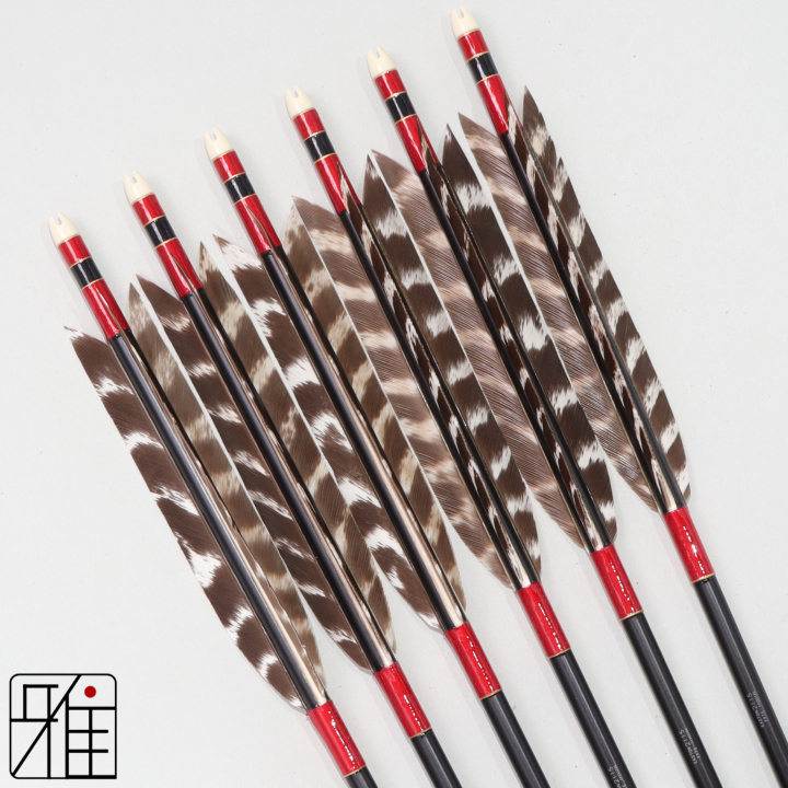 弓道 ジュラ矢 ターキートラ班羽 2115黒|6本組|矧糸:赤系|217901