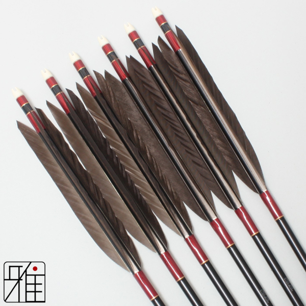 弓道 矢 ジュラ矢 黒羽根 手羽 2015｜6本組｜翠山弓具店 suizan kyugu