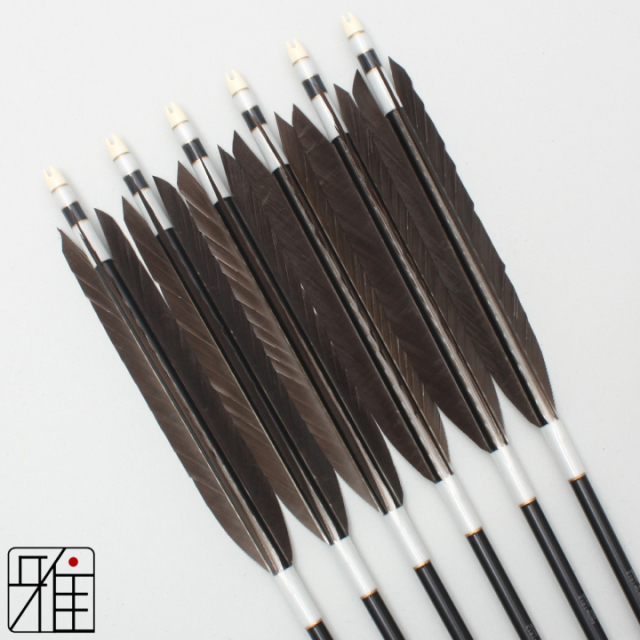 弓道 矢 ジュラ矢 黒羽根 尾羽 1913｜6本組｜翠山弓具店 suizan kyugu