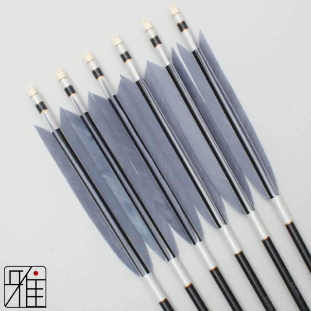 弓道 ジュラ矢 ターキー灰羽 1913黒|6本組|矧糸:白系|19035