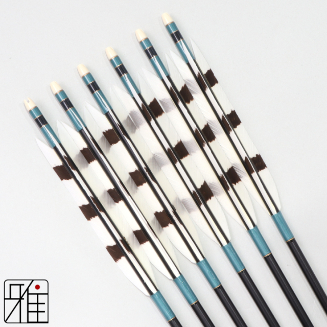 弓道 ジュラ矢 ターキー手描染羽 2015黒|6本組|矧糸:緑系|202034