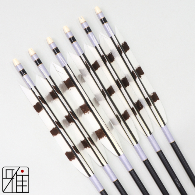 弓道 ジュラ矢 ターキー手描染羽 2015黒|6本組|矧糸:紫系|202042