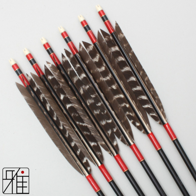 弓道 矢 ジュラ矢 ターキー 天然トラ斑羽 1913｜6本組｜翠山弓具店