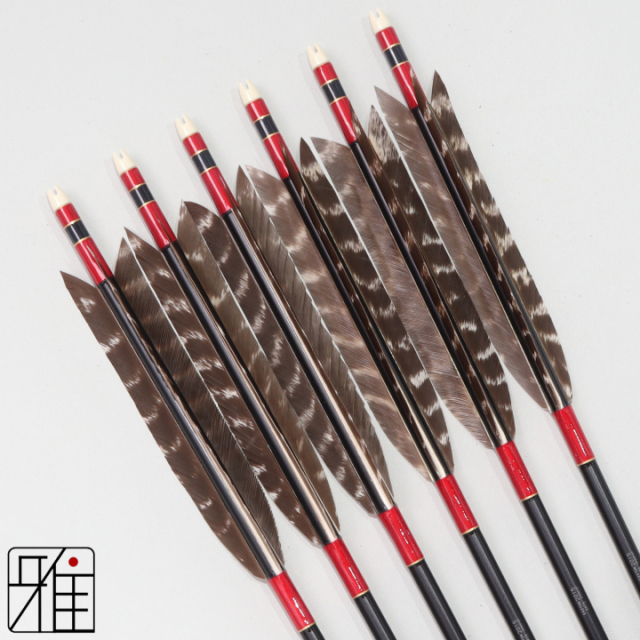 弓道 ジュラ矢 ターキートラ班 2015黒|6本組|矧糸:赤系|202052
